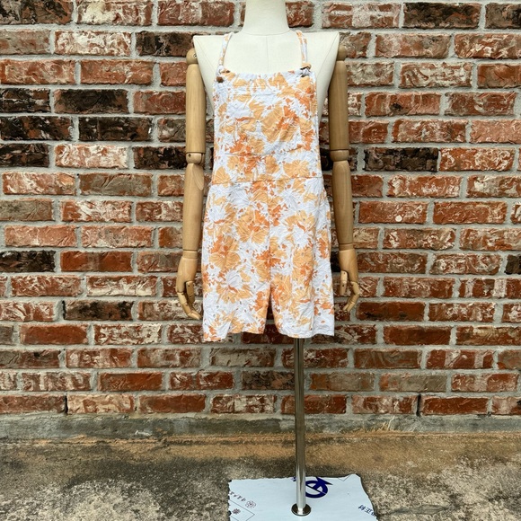 Pologram orange and white floral romper w/ eyelet lace / L / Excellent condition - Picture 8 of 12